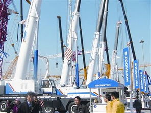 中國工程機(jī)械融資租賃業(yè)務(wù)的防腐防銹工程探討